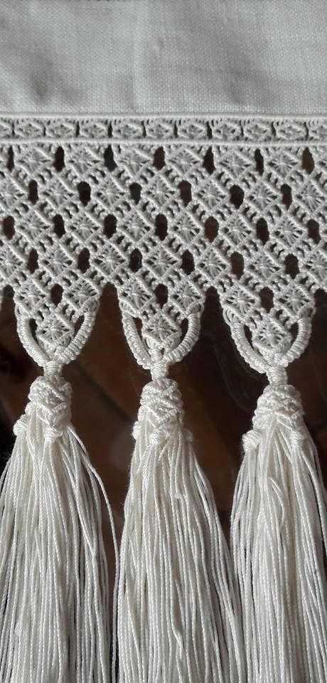 Macrame Lace Tutorial, Macrame Toran, Macrame Banner, Macrame Dream Catcher, Macrame Lace, Diy Textiles, Macrame Curtain, Textile Fiber Art, Macrame Patterns Tutorials