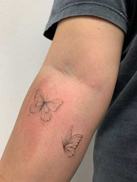 Aesthetic Tats, Fantasy Tattoo, Magic Runes, Hip Tattoos Women, Cute Tiny Tattoos, Butterfly Tattoo Designs, Minimalist Tattoos, Classy Tattoos, Discreet Tattoos