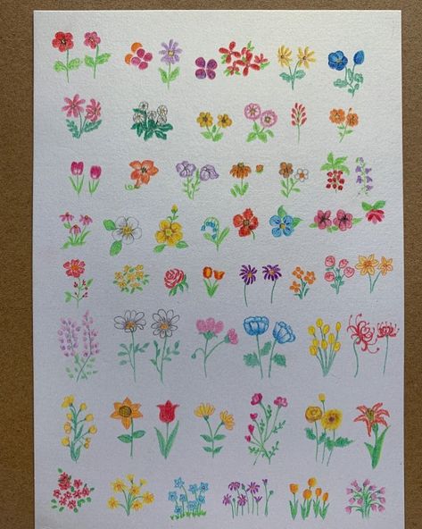 Flower Doodles Easy, Flower Drawings With Color, Card Doodles, Small Flower Drawings, Small Doodle, Drawing Wallpaper, Doodle Coloring, Little Doodles, Doodle Art Designs