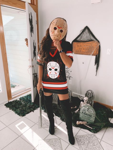 Slasher Halloween Costume Women, Jason And Ghostface Costume, Female Jason Halloween Costume, Jason Voorhees Costume Women, Jason Women Halloween Costume, Jason Voorhees Womens Costume, Jason Costume Girl, Friday The 13th Outfit Ideas, Female Jason Costume