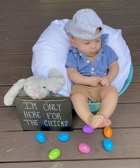 My son had a photo shoot for Easter. This was a very easy and inexpensive way to do it at home! Photo Shoot At Home Ideas, Easter Baby Photoshoot, Easter Family Pictures, Diy Baby Boy, Potty Training Sticker Chart, Baby Easter Pictures, Baby First Easter, Photoshoot Diy, Easter Baby Photos