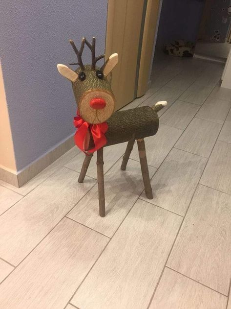 Tre Kunst, Wooden Reindeer, Christmas Wood Crafts, Summer Decorating Ideas, Holiday Crafts Christmas, Crafts Christmas, Christmas Decorations Rustic, Summer Decorating, Christmas Wood