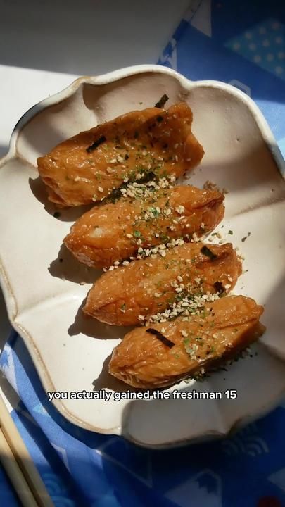 Plant Based Sushi, Cheap Easy Recipes, Inari Sushi, Cheap Recipe, Sushi Recipe, Cheap Easy Meals, Macaron Recipe, Sweet Ideas, Sushi Recipes