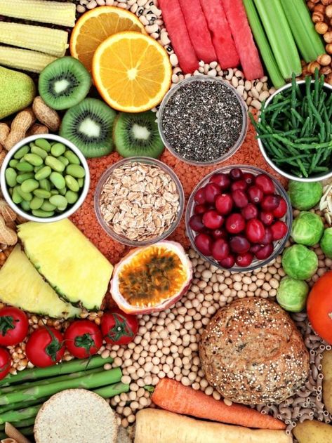 9 plant-based foods that can beat eggs in providing protein Benefits Of Eating Papaya, Fruits With Protein, Spirulina Benefits, Plant Based Proteins, Chickpeas Benefits, Quinoa Benefits, Pea Protein Powder, Meatless Recipes, Hemp Protein