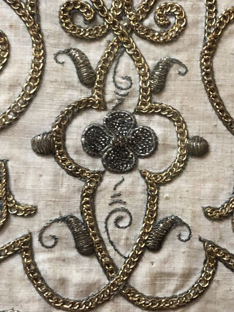 The Petworth Panel Adventure – Tudor Embroidery Historical Embroidery Designs, Elizabethan Embroidery Designs, Tudor Embroidery, Tudor Cross Stitch, Elizabethan Embroidery, Tudor Tapestry, Lady Jane Grey, Historical Textiles, Interiors Inspiration