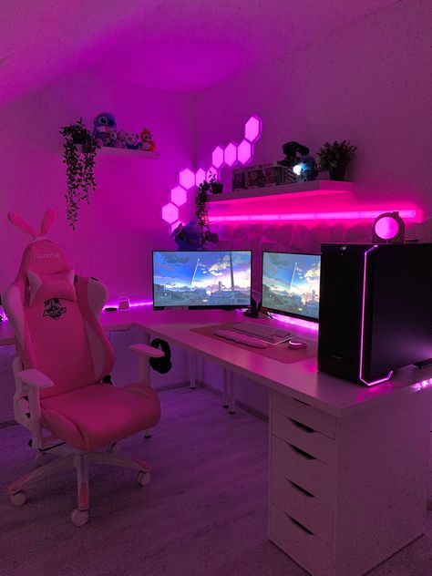 Techno Gamer, Purple Gaming Room, Pink Gaming Room, Ultimate Gaming Setup, Games Room Inspiration, Gaming Bedroom, Tech Room, Gaming Area, Gamer Room Decor