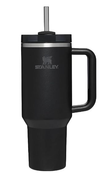 Stanley Bottle, Black Water Bottles, Stanley Quencher, Birthday List, Birthday Wishlist, Reusable Straw, Stanley Cup, Insulated Tumbler, Car Cup Holder