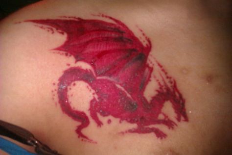 Dragon Age Origins Tattoo, Dragon Age Tattoo Ideas, Dragon Age Tattoo, Dark Souls Tattoo, Rainbow Tattoo, Love Dragon, Blood Dragon, Red Dragon Tattoo, Super Tattoo