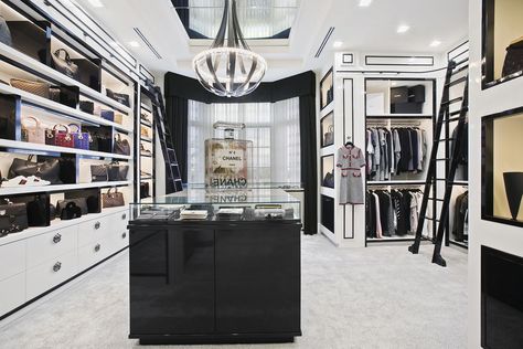 Walking Closet Ideas, Dream Closet Design, Walk In Closet Design, Chanel Boutique, Dream Closets, Chanel Inspired, Mansions Luxury, Walk In Wardrobe, Master Closet