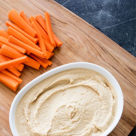 Hummus Calories, Easy Hummus Recipe, Hummus Ingredients, Homemade Tahini, Dessert Hummus, Dry Chickpeas, Easy Hummus, Make Hummus, Homemade Hummus