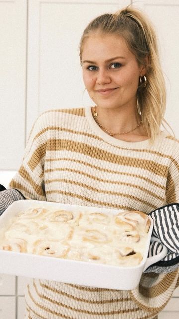 BELLA (Weems) LAMBERT on Instagram: "How to make my favorite homemade cinnamon rolls ✨" Bella Lambert, Homemade Cinnamon Rolls, Cinnamon Rolls Homemade, Fall Aesthetic, Cinnamon Rolls, Bugs, Cinnamon, Vision Board, My Favorite