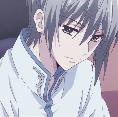 Fruits Basket Icon, Handsome Anime Characters, Yuki Sohma, Japan Lifestyle, Tohru Honda, Fruits Basket Anime, Basket Anime, Fruit Baskets, Best Anime Couples