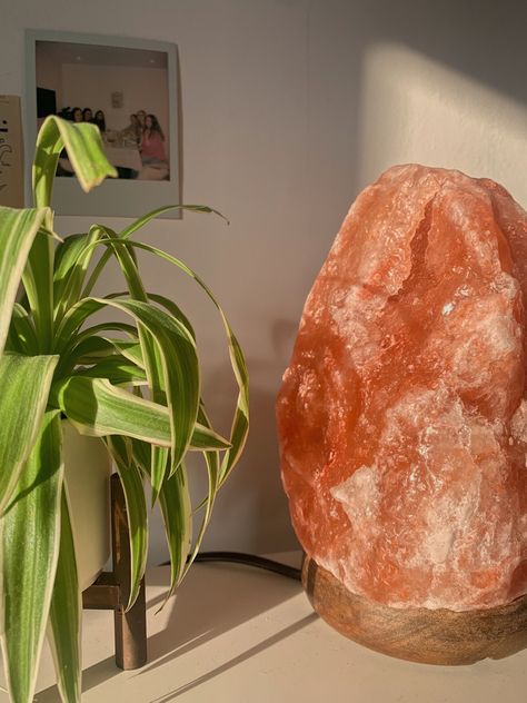 Salt Light, Salt Lamp Aesthetic, Crystal Bedroom, Salt Rock Lamp, Himalayan Salt Crystals, Weird Furniture, Stone Lamp, Salt Lamps, Himalayan Salt Lamp