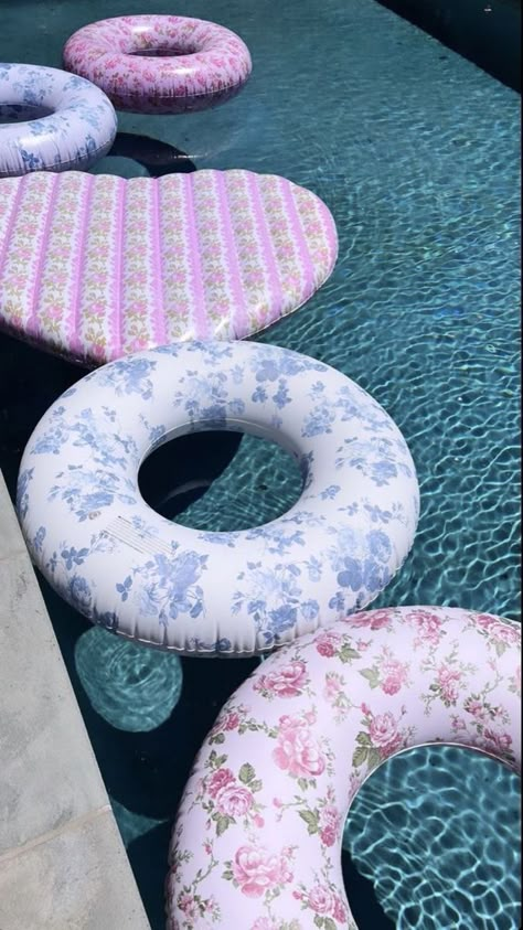 Preppy Pool, Feminine Esthetics, Loveshackfancy Aesthetic, Aesthetic Pool, Wooden Workshops, Summer Vision, Hamptons Summer, Pool Floaties, Summer Stuff