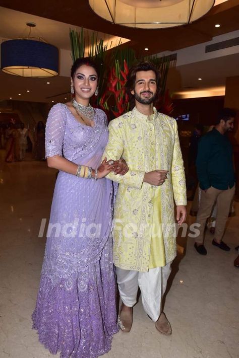 Anushka Ranjan, Aditya Seal, Wedding Kurta For Men, South Movie, Wedding Kurta, Greys Anatomy Cast, Celebrity Couple, Bollywood Updates, Kurta For Men