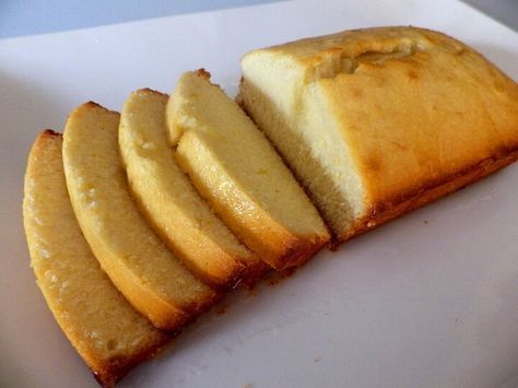 3 - Lemon cake bread - sliced Cake Recipes Banana, Bread Machine Cake, Lemon Loaf Bread, Recipes Banana Bread, Bread Machine Recipes Sweet, Lemon Bread Recipes, Fast Bread, Easy Bread Machine Recipes, Recipes Banana