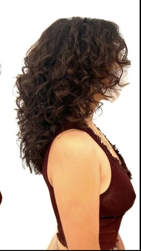 Long Curly Haircuts, Curly Cut, Curly Haircut, Natural Curly Hair Cuts, Layered Curly Hair, Curly Hair Photos, Medium Curly Hair Styles, Haircut Inspo, Curly Haircuts