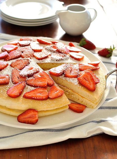 Make pancakes for 4 in 15 minutes from scratch. #breakfast #brunch Pancakes With Strawberries, Food Staging, Strawberry Pancakes, Pancakes From Scratch, Wakey Wakey, Powder Sugar, Recipetin Eats, Strawberry Slice, Food Names