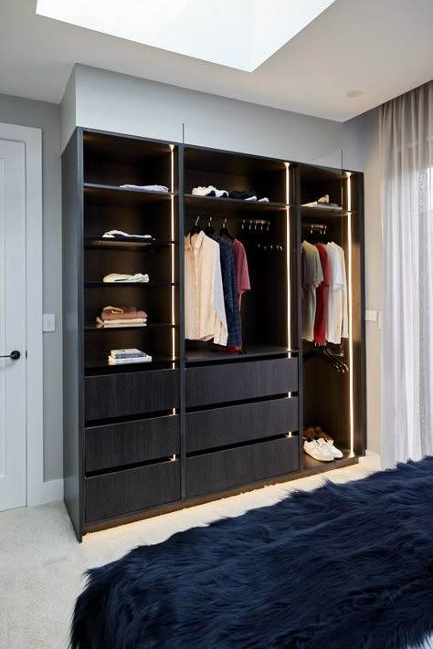 Timber Wardrobe, Rooms Wallpaper, Bathroom Curtains Ideas, Curtain Tips, Bedroom Redesign, Open Wardrobe, Wardrobe Room, Bedroom Curtains, Curtains Window