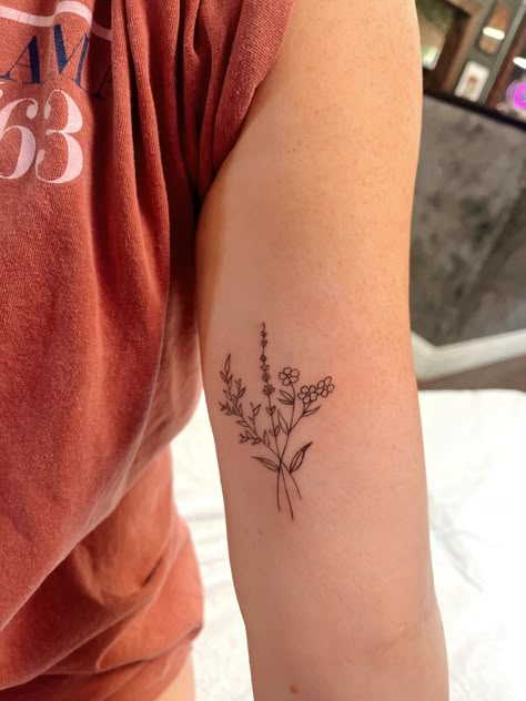 Fine Line Flower Design, Fine Line Daisy Bouquet Tattoo, Bouquet Of Lavender Tattoo, Flour Bouquet Tattoo, Small Wildflower Bouquet Tattoo, Fineline Bouquet Tattoo, Fineline Wildflower Tattoo, Small Wildflower Tattoo Simple, Wildflower Tattoo Meaning