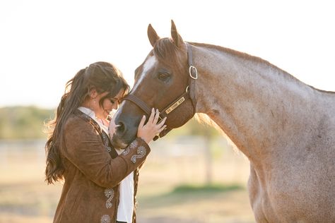 VS Code Red Vs Code Red, Vs Code, Show Cows, Code Red, Professional Photos, Senior Pics, Professional Photo, Senior Pictures, Texas