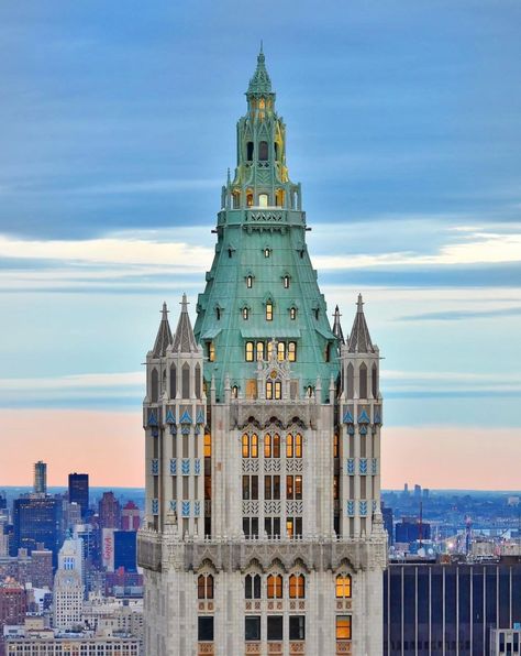 Tallest Building In The World, Brunswick House, Woolworth Building, Monumental Architecture, Modern Skyscrapers, New York Architecture, High Building, Revival Architecture, Coconut Custard