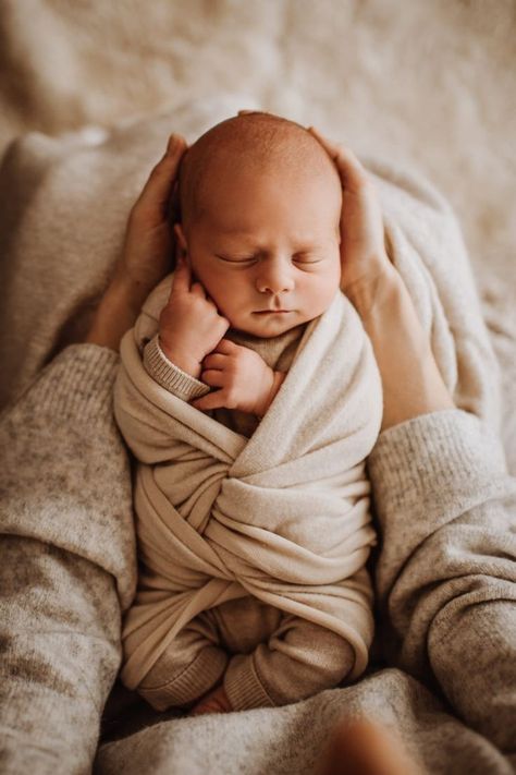 At Home Newborn Photoshoot Ideas, Inside Newborn Pictures, Newborn In A Basket Photos, Newborn Couch Photos, Lifestyle Newborn Photography Mom, Lifestyle Newborn Photography On Couch, In Home Newborn Session Christmas, Newborn Home Pictures, Newborn Family Photos Fall