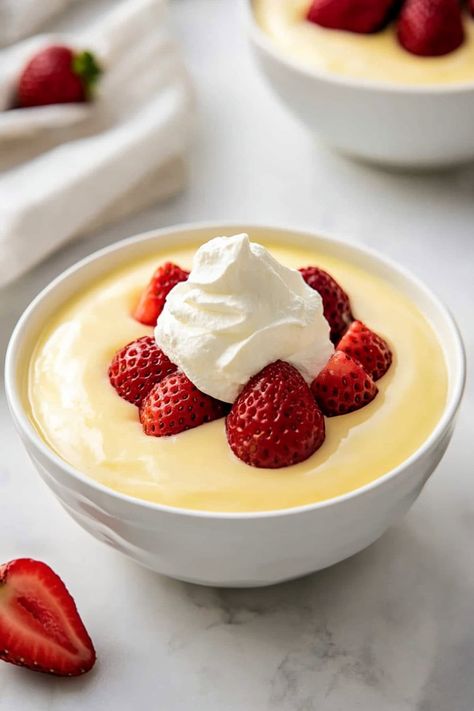 This homemade vanilla pudding is so much better than instant! It's creamy, sweet, and you can have it ready to chill in about 30 minutes. Homemade Vanilla Pudding, Vanilla Paste, Cold Desserts, Homemade Vanilla, Vanilla Pudding, Chocolate Shavings, Dinner Recipes Crockpot, Bread Pudding, Puddings