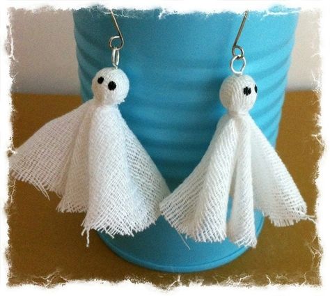 Simple Ghost Fabric Earrings | FaveCrafts.com Halloween Accessories Diy, Halloween Jewelry Diy, Diy Ghost, Crazy Earrings, Black Fabric Paint, Ghost Diy, Fall Things, Ghost Earrings, Holiday Halloween