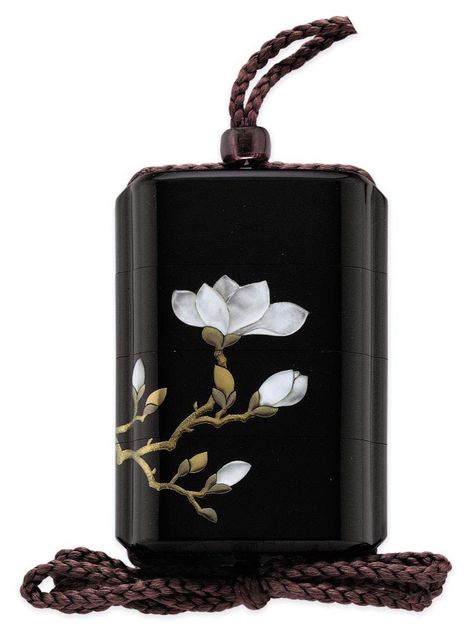 Magnolia Denudata, Japanese Inro, Japanese Lacquer, Japanese Lacquerware, Edo Period, Art Japonais, Ukiyo E, Japanese Crafts, Japanese Antiques