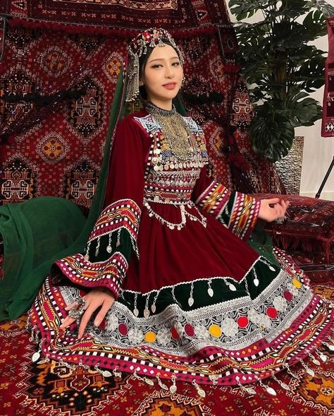 Traditional Afghanistan Clothing, Afghan Wedding Dresses, Afghan Hazara Dresses, Afghan Clothes Aesthetic, Afghanistan Robe, Traditional Afghan Dress, Afghanistan Traditional Clothing, Red Afghan Dress, Afghan Bridal Dress