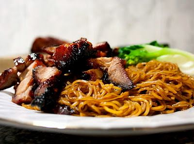 Dry Tossed Egg Noodles With Char Siu 叉燒撈麵 Fresh Egg Noodles, Malaysia Recipes, Recipes Notes, Noodles Asian, Asian Party, Grilled Roast, Dr Food, Family Dishes, Asian Meals