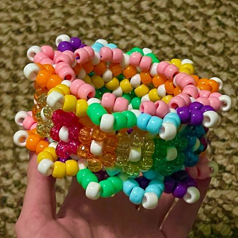 Kandi Multi Stitch Pattern, Rotator Cuff Kandi, Pipecleaner Ideas, Sanrio Kandi, Kandi Accessories, Kandi Bracelets Ideas, Kandi Cuff Ideas, Kandi Choker, Kandi Inspiration