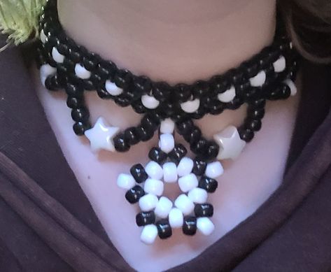 referenced from @quinnboycejames How To Make Kandi Star Glove, Kandi Choker Pattern, Goth Kandi Pattern, Kandi Necklace Choker, Scene Accessories Diy, Kandi Necklace Ideas, Kandi Ideas Pattern, Mcr Kandi, Goth Kandi