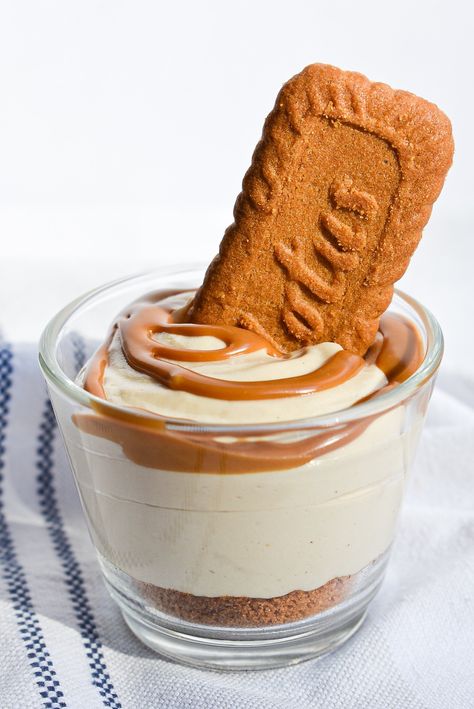 Vegan Biscoff Dessert Cups Vegan Dessert Cups, Biscoff Dessert Cups, Biscoff Dessert, Lotus Cookies, Biscotti Recipes, Biscoff Cake, Biscoff Cookie Butter, Easy Vegan Dessert, White Chocolate Mousse