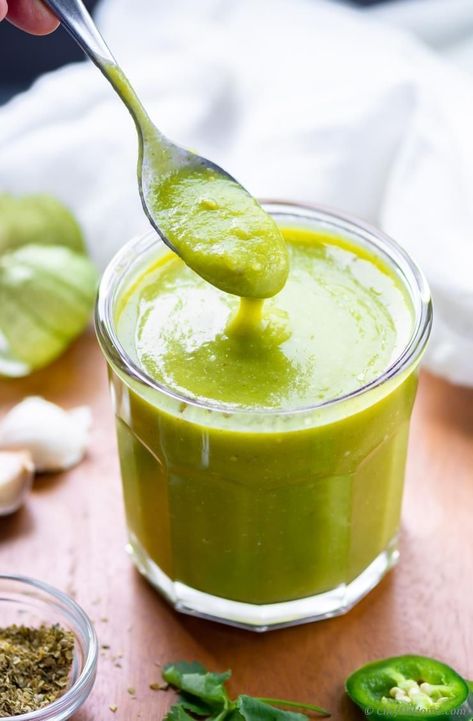 Green Enchilada Sauce Recipe, Enchilada Dinner, Green Enchilada Recipe, Sauce For Grilled Chicken, Best Enchilada Sauce, Tomatillo Recipes, Green Sauce Recipe, Enchilada Dip, Enchilada Sauce Recipe