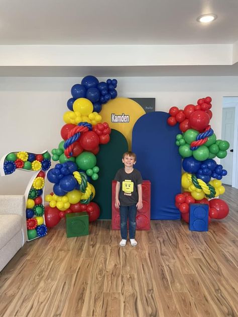 Lego Birthday Balloon Garland, Lego Balloon Garland, Lego Party Balloons, Lego Backdrop, Building Legos, Lego Balloons, Birthday With Family, Lego Theme, Stocking Stuffers For Her