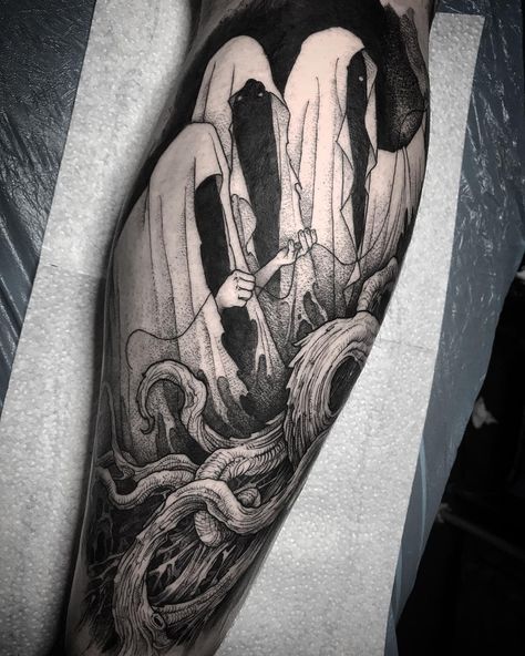 Norns- controllers of human destiny. Part of a full norse mythology related piece. Fates Tattoo, Fate Tattoo, Norse Mythology Tattoo, Tarot Tattoo, Worlds Best Tattoos, Greek Mythology Tattoos, Awesome Tattoo, Norse Tattoo, Creepy Tattoos