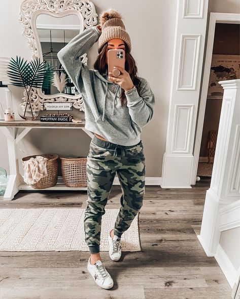 Camo Print Fleece Joggers curated on LTK Camp Joggers Outfit Women, What To Wear With Camo Leggings, Camo Joggers Outfit Women, Gatlinburg Outfits, Camo Joggers Outfit, Camo Leggings Outfit, Joggers Outfit Women, Flirty Outfits, Keds Style