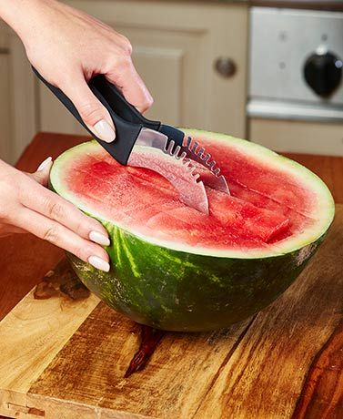 Set of 2 Watermelon Slicer, Corer and Server Watermelon Knife, Best Biscuits And Gravy, Cool Kitchen Appliances, Black Stainless Appliances, Best Biscuits, Watermelon Slicer, Fruit Platter Designs, Eating Watermelon, Refreshing Snacks