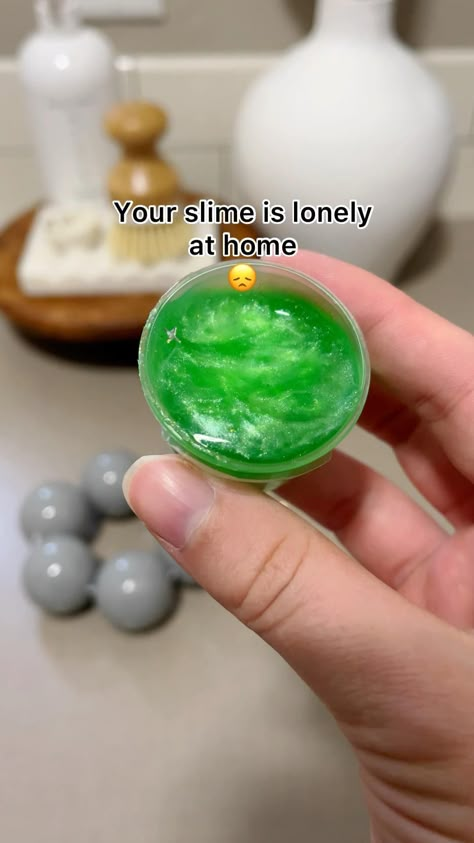 Slime, charms, fidget toys, candy and anything small fits in the Boogie bracelet, great for an Easter Basket stuffer #totesbabies #slimecontainer #slime #boogiebracelets Cool Figets Toys, Best Fidget Toys, Cute Slime Ideas, Slime Charms, How To Make Fidget Toys, Christmas Slime, Fidget Toys Diy, Making Slime, Diy Fidgets