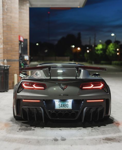 Corvette C7 Wallpaper, Stingray Aesthetic, Chevrolet Corvette C7, Dropped Trucks, Corvette C6, Sports Car Wallpaper, Corvette C7, Corvette Z06, Best Luxury Cars