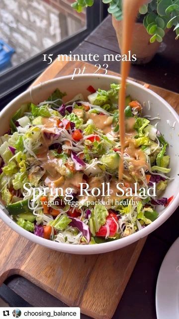 𝗜𝗕𝗦 𝗔𝗡𝗗 𝗚𝗨𝗧 𝗛𝗘𝗔𝗟𝗧𝗛 EXPERTS on Instagram: "🥗Low FODMAP Spring Roll Salad🥗 Recipe by: @choosing_balance Ingredients: Veggies: 2 cups chopped romaine lettuce 1 chopped bell pepper 1 cup chopped cucumber 1/2 cup chopped carrots 1 cup chopped cabbage 1 avocado, chopped (1/8 avocado per serving for low fodmap) 1/4 cup basil Other: 2 cups cooked rice noodles Sauce: 1/2 cup peanut butter 1 tbsp maple syrup 1 tsp apple cider vinegar 1 tbsp coconut aminos or soy sauce 1/4 cup water Instru Spring Roll Salad, Noodles Sauce, Meal Salads, Charcuterie Appetizers, Colorful Salad, Coconut Aminos, 15 Minute Meals, Spring Roll, Cooked Rice