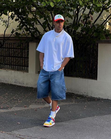 Rnb Outfit, 90s Fashion Men Outfits, 90s Fashion Men, Streetwear Outfit Ideas, Mens Shorts Outfits, Trendy Boy Outfits, Drip Outfit Men, Style Outfits Men, Fashion Men Streetwear