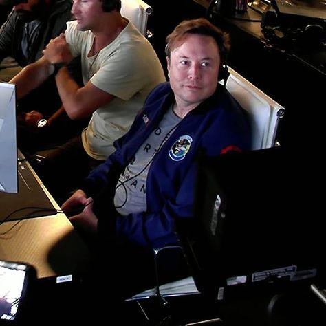 Elon Musk Speaks Out After SpaceX Starship Explodes During Test Flight Check more at https://waowfashion.com/2023/04/20/elon-musk-speaks-out-after-spacex-starship-explodes-during-test-flight/ Elon Musk Wife, Elon Musk House, Elon Musk Rocket, Elon Musk Companies, Elon Mask, Elon Reeve Musk, Best Friend Soul Mate, Elon Musk Spacex, Tesla Spacex