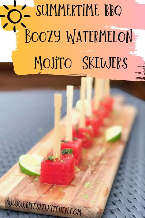 Easy Summer Party Food, Boozy Watermelon, Watermelon Skewers, Watermelon Appetizer, Boozy Fruit, Easy Finger Foods, Watermelon Recipe, Berry Popsicles, Watermelon Ball