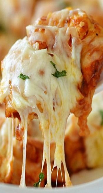 Barbecue Chicken Bubble-Up Bake How-To Chicken Bubble Up Bake, Bubble Up Bake, Chicken Freezer, Life In The Lofthouse, Pillsbury Recipes, Bubble Up, Chicken Meals, Guilty Pleasure, Bbq Chicken