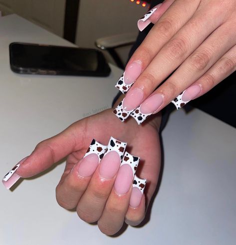 𝒞𝑜𝓌 𝓅𝓇𝒾𝓃𝓉 𝒻𝓇𝑒𝓃𝒸𝒽 𝓃𝒶𝒾𝓁𝓈🤍 . . . @vbeautypure “Prettiest Pink” acrylic cover #frenchnails #vaquitanails #prettynails #cowgirlnails #cowprintnails #nailart #beauty #elginnails Pink Cow Print French Tip Nails, Cow Print French Tips, Print French Nails, Cowboy Nails, Pink Cow, Pink Acrylic, Pink Acrylics, French Tip Nails, Cow Print