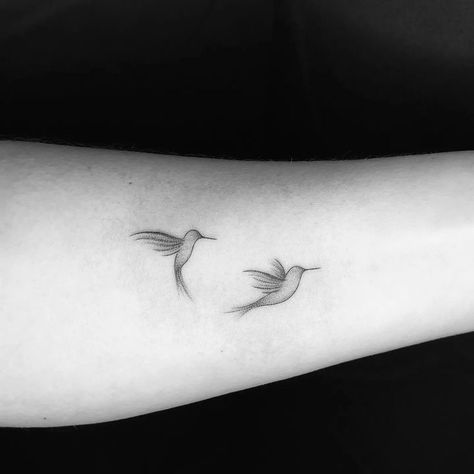 Swallow Birds Tattoo, Three Little Birds Tattoo, Birds Tattoo, 3 little birds tattoo, birds tattoo on arm, feather with birds tattoo, two birds tattoo, three birds tattoo, 3 birds tattoo, flock of birds tattoo, japanese birds tattoo, family 3 birds tattoo, love birds tattoo, flying birds tattoo, birds tattoo meaning, little birds tattoo, 3 birds tattoo meaning, tree with birds tattoo, color birds tattoo, 2 birds tattoo, small birds tattoo, black birds tattoo, birds tattoo ideas Haming Bird Tattoo Design, Twin Bird Tattoo, Two Birds Flying Tattoo, Moon Bird Tattoo, Singing Bird Tattoo, Birds Tattoo Meaning, Three Bird Tattoo, Black Birds Tattoo, Flock Of Birds Tattoo