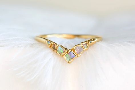 Raw Opal Ring Natural Australian Opal Ring Rough Wedding Band Opal Chevron Ring October Birthstone Jewellery Opal Anniversary Ring - Etsy Raw Opal Engagement Ring, Raw Stone Engagement Rings, Raw Opal Ring, Australian Opal Ring, October Birthstone Jewelry, Australian Black Opal, Black Opal Ring, Opal Band, Opal Wedding Rings